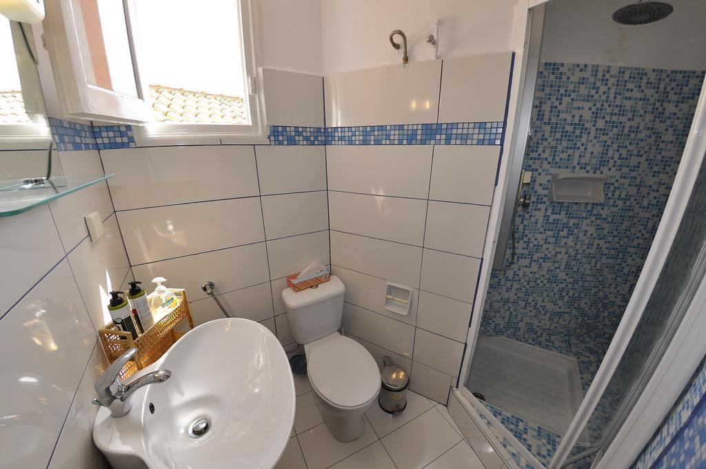 Tango Apartment On The Beach Paleokastritsa Room photo